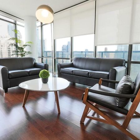 Altitude Suites Bay Street - Holiday Bonus - Free Parking Toronto Exterior photo